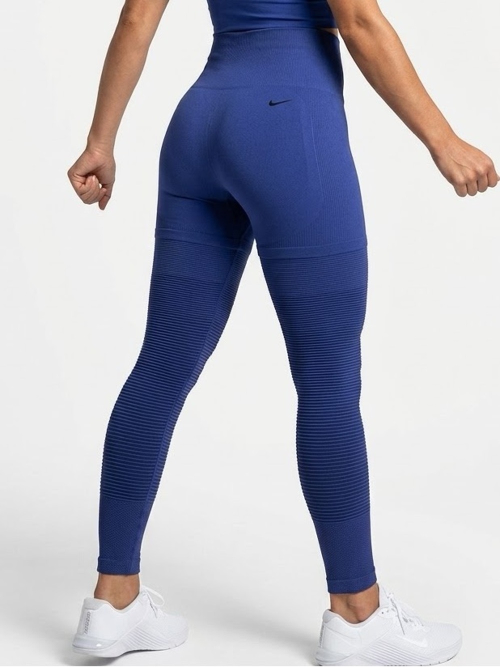Nike Women’s Navy Ribbed Knee leggins